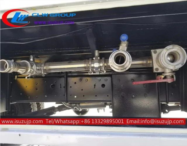 ISUZU FVZ รถบรรทุกน้ำสแตนเลสขนาด 5000 แกลลอน