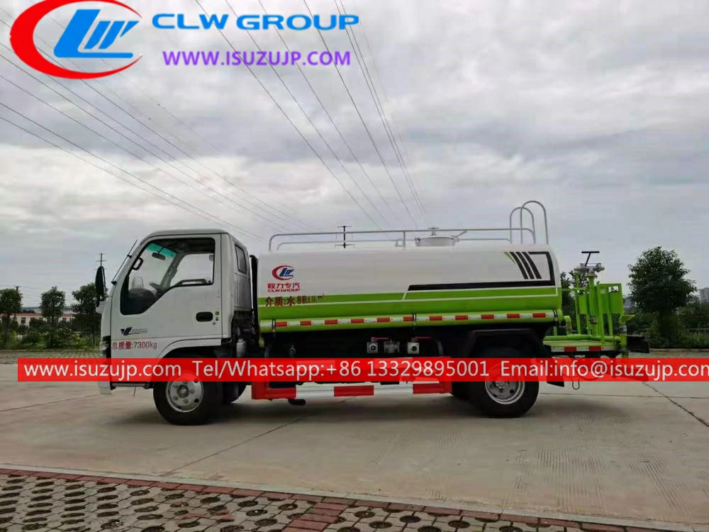 ISUZU NKR 5000liters water tanker tenders