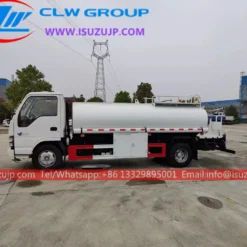 ISUZU NKR 5000liters water truck delivery
