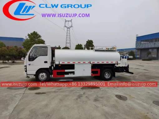 Entrega de caminhão de água ISUZU NKR 5000 litros