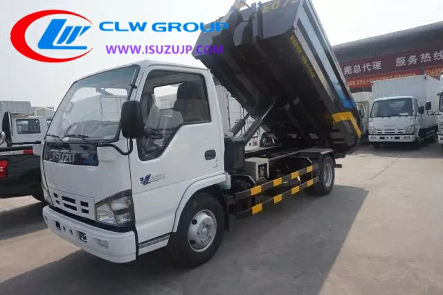 Isuzu 3 ton hook lift truck