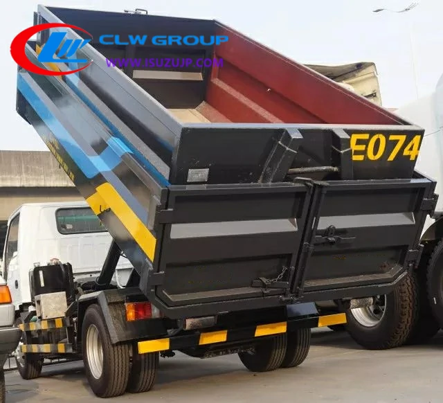 Isuzu 3 ton hook loader garbage truck