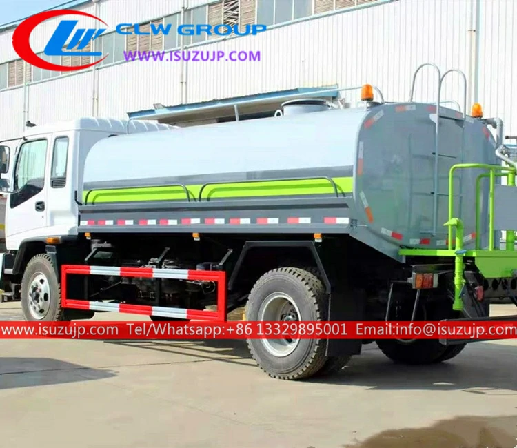 Isuzu FTR 12000L water tanker lorry