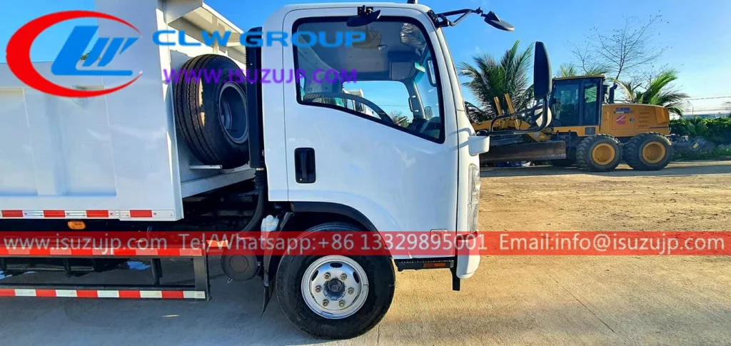 4WD Isuzu ELF off road dumpster truck Philippines