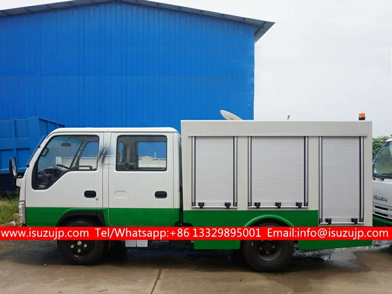 ISUZU double cabin water tank firefighter truck