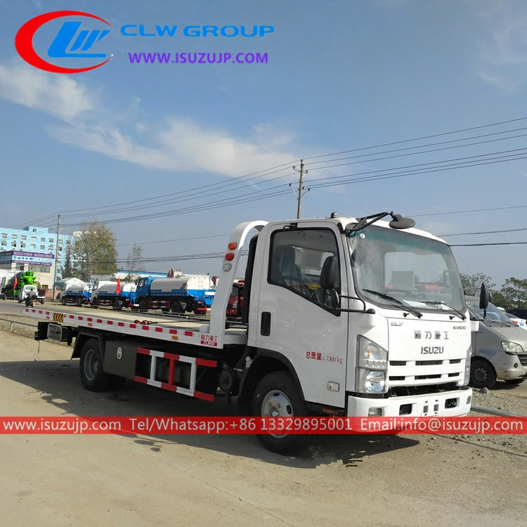 Isuzu NPR one to two flatbed wrecker