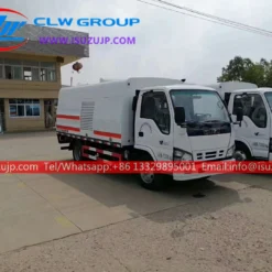 ISUZU NKR 4000liters guardrail cleaning vehicle for sale