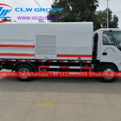 ISUZU NKR 4000liters guardrail truck for sale