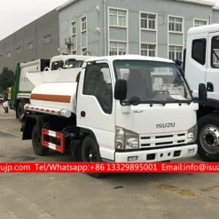 ISUZU mini 2000litres oil lorry