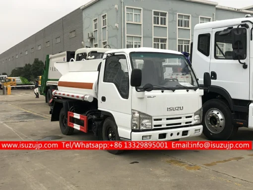 Xe tải chở dầu ISUZU mini 2000 lít