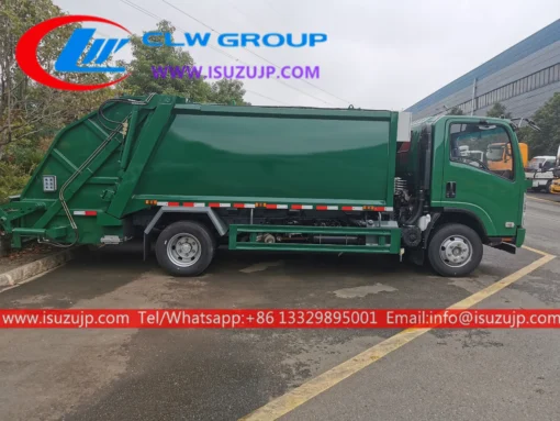 Transporte de caminhão de lixo de carga traseira Isuzu 6t para Omã