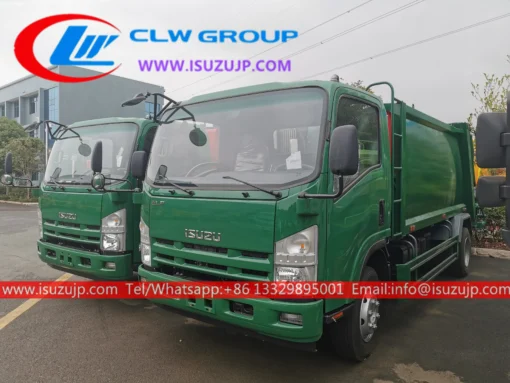 Isuzu 8cbm รถบรรทุกขนขยะด้านหลังจัดส่งไปยังโอมาน