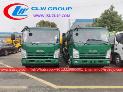 Isuzu 8m3 รถบรรทุกขยะบรรทุกด้านหลังจัดส่งไปยังโอมาน