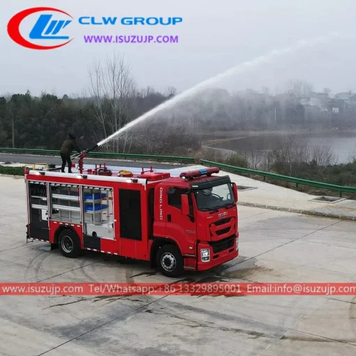 4x2 ISUZU GIGA camion de pompier en mousse d'appel d'offres d'eau de 6 tonnes à vendre en Indonésie