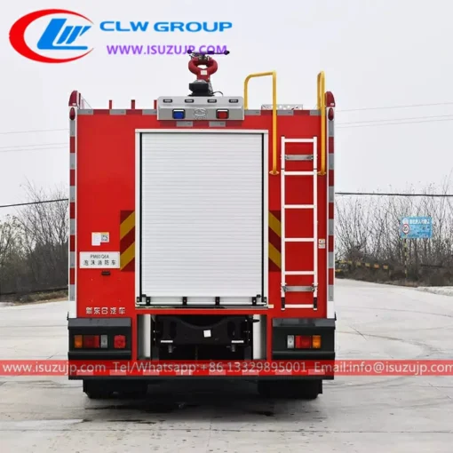 4x2 ISUZU GIGA camion de pompiers de pompe à mousse d'appel d'offres d'eau de 6 tonnes à vendre en Indonésie