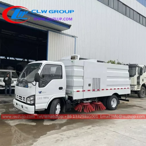 ISUZU 120HP street sweeper vacuum truck Malaysia