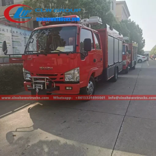 Truk pemadam kebakaran kecil ISUZU Emergency Rescue dengan 3Tons Crane dan Winch Cambodia