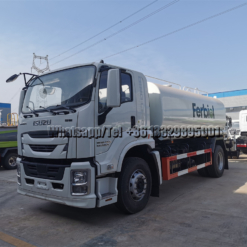 6 tyre Isuzu GIGA 12 ton water tanker truck with 30m fog cannon on sale in saudi arabia