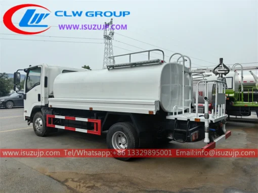 Camion d'eau potable ISUZU NMR 5 mètres cubes