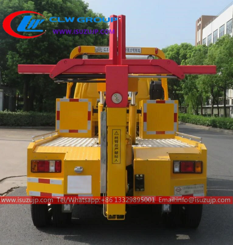 2 tons mini Isuzu tow truck