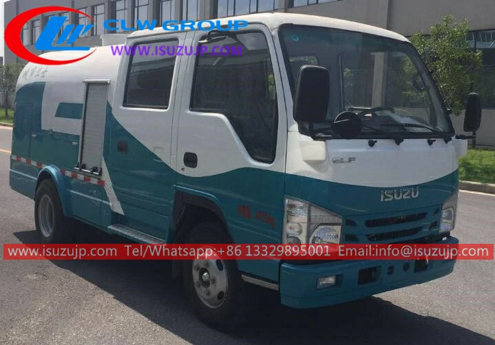 Isuzu 100P double cabin 1tons water tank truck for sale