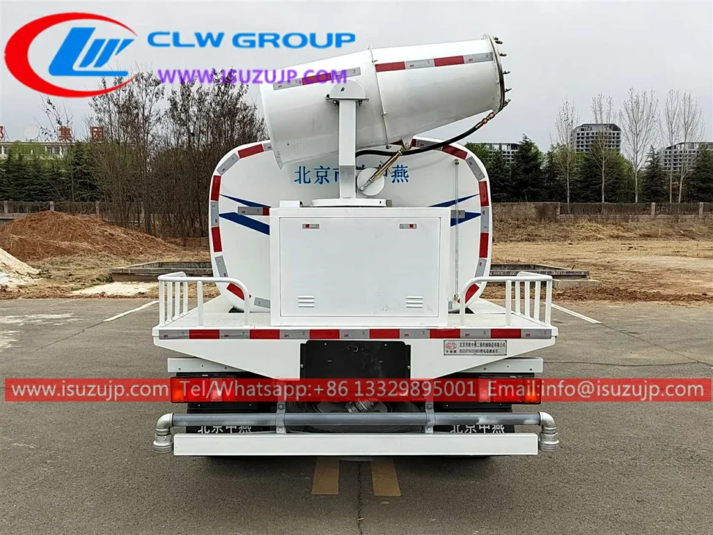 Isuzu 3000liters electric water tank truck with fog cannon